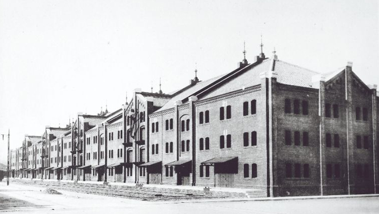 1911