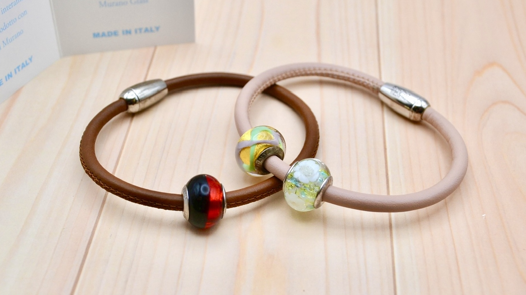 【手元でおしゃれを楽しむ】バレンティーナビーズ×本革ブレスレット