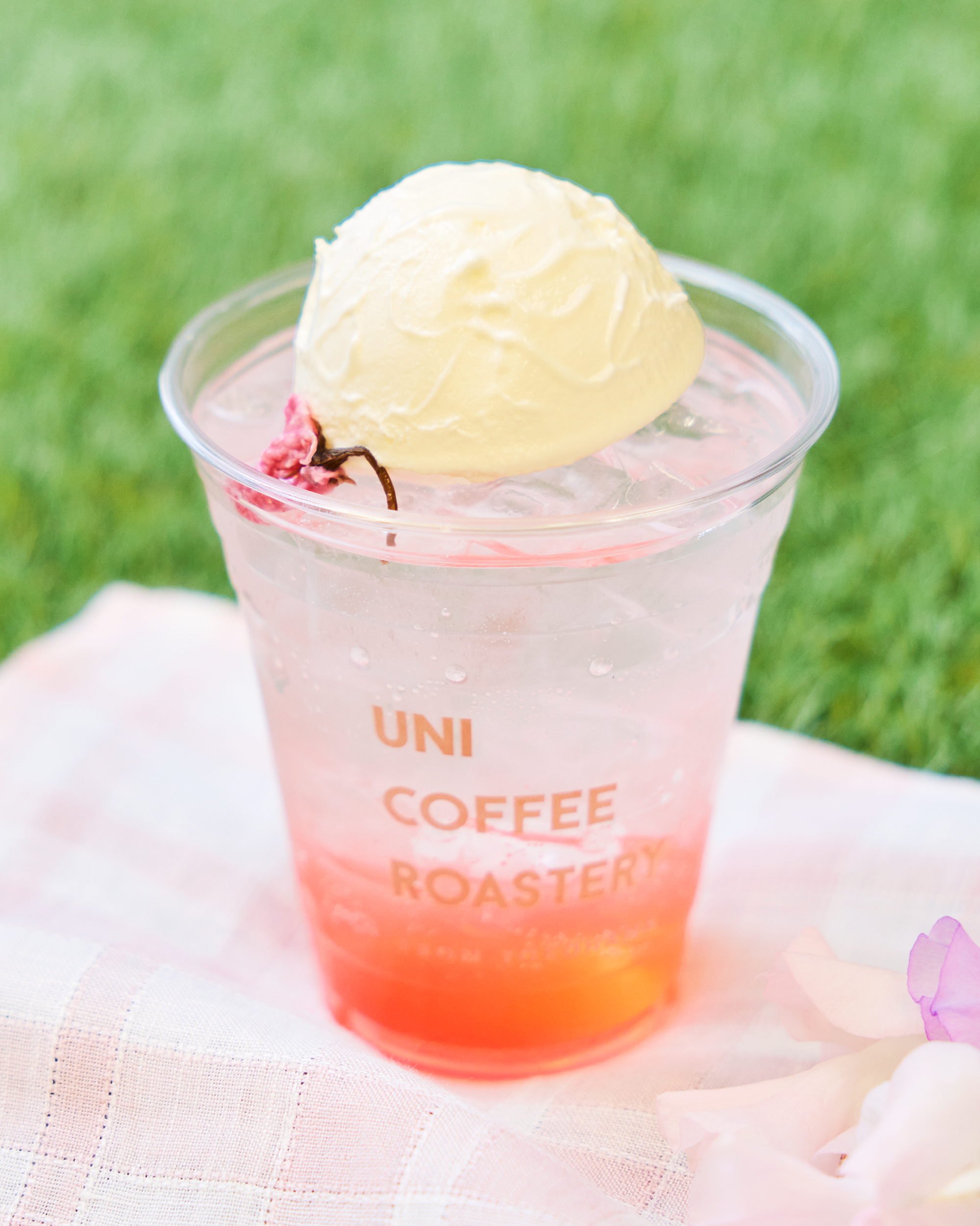 桜色クリームソーダ