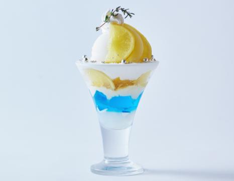 夏香る塩レモンと桃のパフェ