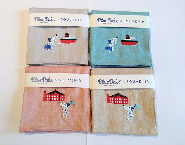 ワンポイントの刺繍がかわいい！ブルーダルのハンカチ♪
