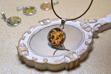 ベネチアングラスのプレーゴ｜ショップ｜横浜赤レンガ倉庫