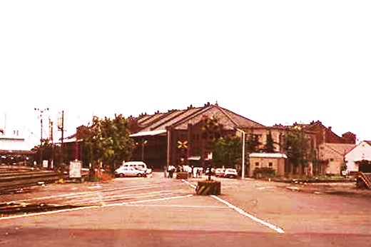 Shinko Wharf entrance (Yokohama Port Museum collection)